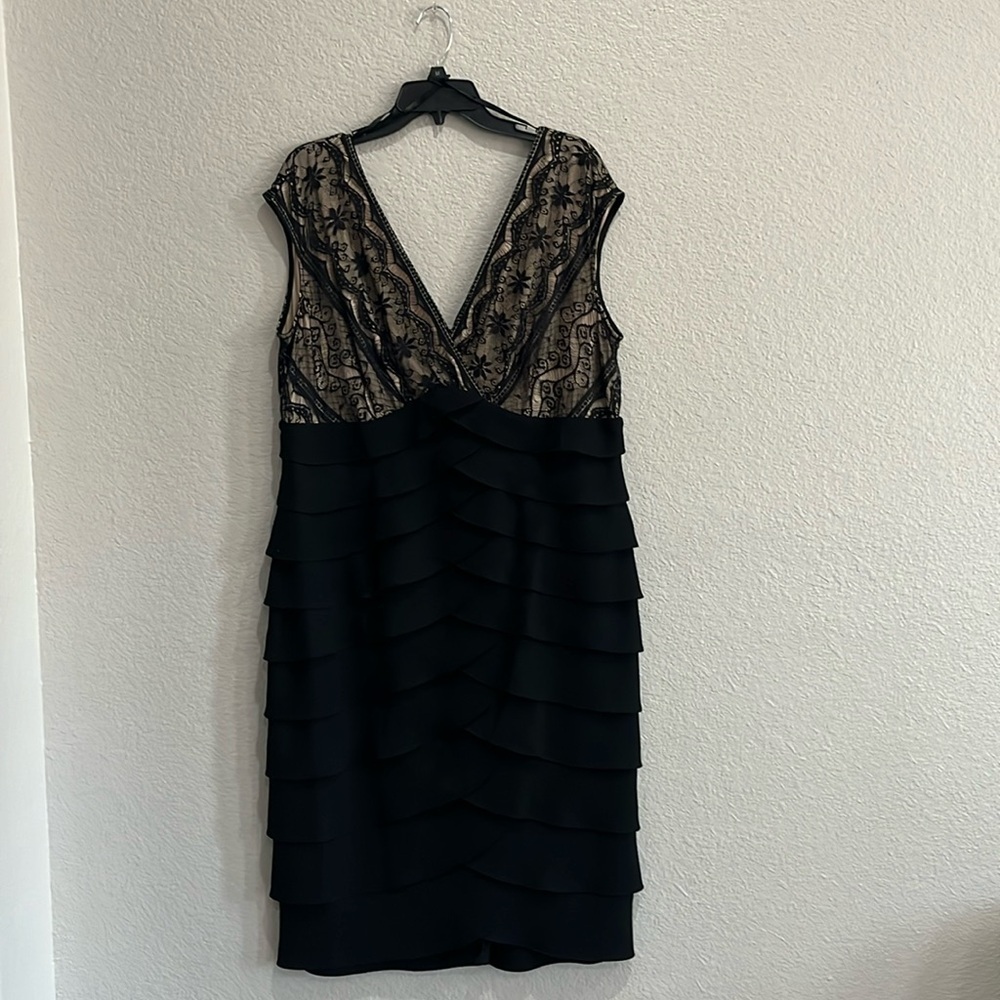 Jessica Howard Cocktail/Party Dress Black Lace Detail Lined Sz 16 Formal TC0596